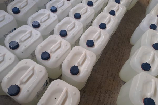 شوینده ماشین ظرفشویی. شوینده صنعتی. ژل ماشین ظرفشویی، شوینده ماشین ظرفشویی ارزان قیمت، عمده فروشی مایع ماشین ظرفشویی